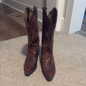 Justin’s Brow Leather Cowboy Boots